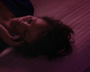 Naked scene Carmen Ejogo Sexy - The Girlfriend Experience s02e02 (2017) TV show nudity video