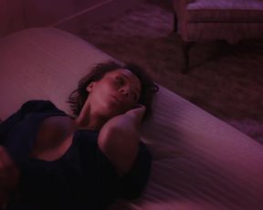 Naked scene Carmen Ejogo Sexy - The Girlfriend Experience s02e02 (2017) TV show nudity video