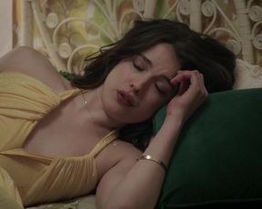 Murielle Telio nude, Margaret Qualley nude – The Nice Guys (2016)
