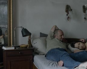 Celebs sex scene Aleksandra Poplawska, Pola Błasik Nude - Miasto skarbow s01e10 (2017)