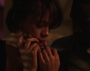 Naked scene Carmen Ejogo Sexy - The Girlfriend Experience s02e04 (2017) TV show nudity video