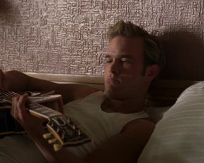 Ali Larter - Crazy (2008)