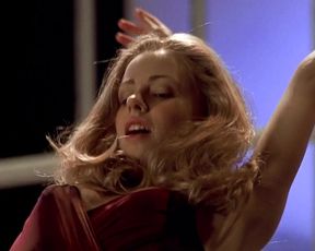 Celebs sex scene Amanda Schull sexy – Center Stage (2000)