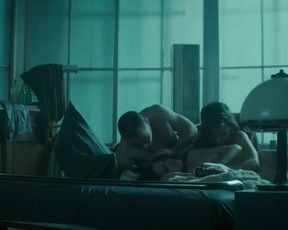 Charlize Theron, Sofia Boutella Nude - Atomic Blonde (US 2017)