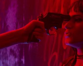 Charlize Theron, Sofia Boutella Nude - Atomic Blonde (US 2017)