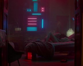 Charlize Theron, Sofia Boutella Nude - Atomic Blonde (US 2017)