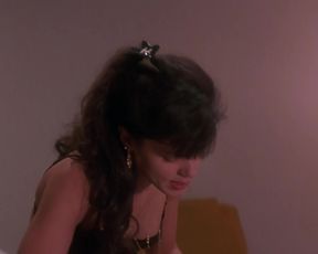 Debi Mazar nude – Money for Nothing (1993)