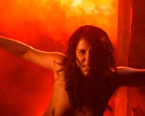 Raven Lee Nude - Hellriser (2017)