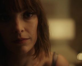 Naked scene Jodi Balfour, Lucy Chappell Nude - Rellik s01e01-e04 (2017) TV show nudity video