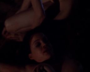 Celebs Carla Gugino nude, Rya Kihlstedt nude, Anna Levine nude – Jaded (1998)