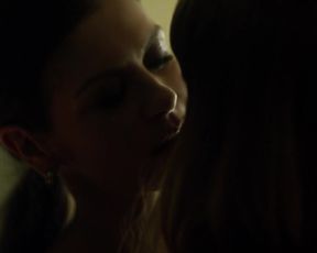 Rooney Mara nude, Catherine Zeta-Jones sexy – Side effects (2012)