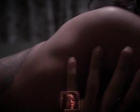 Kamille Leai sexy, Tatum Miranda sexy – Cat Run 2 (2014)