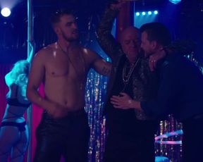 Naked scene Niecy Nash sexy, Karrueche Tran nude, Rachel Whitman Groves sexy – Claws s01e01 (2017) TV show nudity video