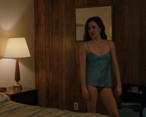 Caroline Dhavernas Nude - Easy Living (2017)