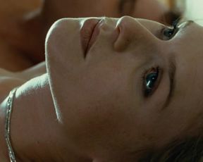Celebs sex scene Alice Eve nude – Crossing Over (2009)