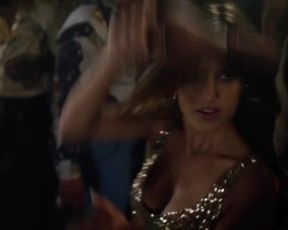 Celebs Sabina Gadecki sexy, Breanne Racano sexy – Freaky Deaky (2012)