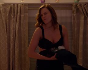 Actress Jessica McNamee nude – Sirens s01e05 (2014) TV Show Sex Scenes