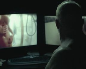 Sarah Baldwin nude – Slumlord (2015)