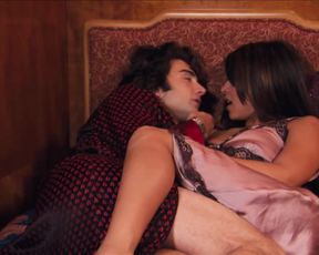 Julian Wells nude, Lola Davidson nude, Julia Beatty nude, Heather Storm nude, Vida Guerra sexy – Dorm Daze 2 (2006)