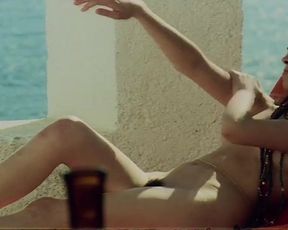 Retro lesbian scene – The Hot Nights of Linda (1975)