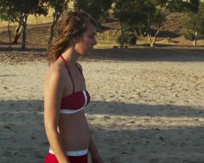 Claire Helene Cahen Nude - Lambeaux (2011)