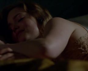 Hot actress Holliday Grainger Nude - Lady Chatterleys Lover (2015) 