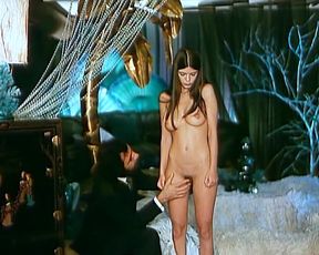 Hot celebs video Julia Perrin - Les Clientes (1982) 