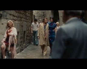 Explicit sex scene Bimba Bosé & Others - El cónsul de Sodoma Adult video from the movie