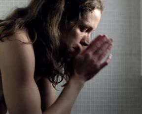 Katharina Lorenz Nude - Der Tod und das Madchen - Van Leeuwens dritter Fall (2017)