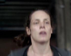 Katharina Lorenz Nude - Der Tod und das Madchen - Van Leeuwens dritter Fall (2017)