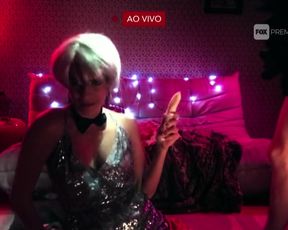 TV show scene Maria Bopp Nude - Me Chama De Bruna s02e04 (2017) 