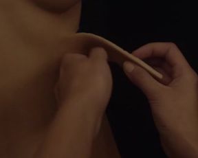 Alicia Vikander and Sonoya Mizuno - EX MACHINA