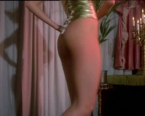 Strip Nude BURLESK Show