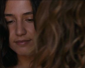 Celebrity Lesbian Video - Cecile De France & Izia Higelin - La belle saison (2015) 