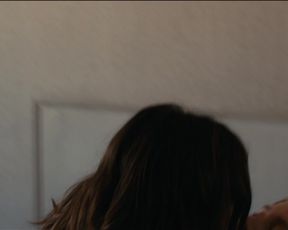 Celebrity Lesbian Video - Cecile De France & Izia Higelin - La belle saison (2015) 