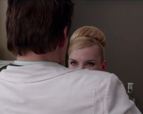 TV show scene Betty Gilpin - Nurse Jackie s05 (2014) 