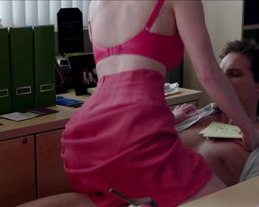 TV show scene Betty Gilpin - Nurse Jackie s05 (2014) 