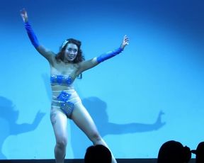 Naked Asian Art Performance - Miyuki Divine - The Burlesque Strip
