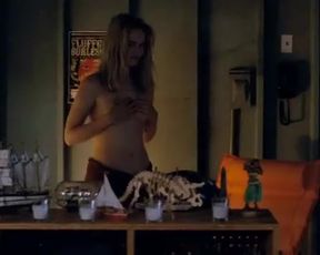 Jess Weixler - Teeth (2007)