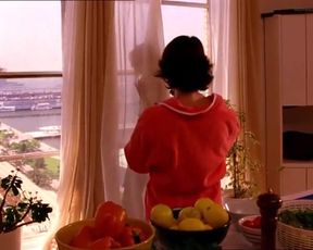 Sexy Neve Campbell, Megan Pipin, Joelle Carter Nude - When Will I Be Loved (US 2004) 