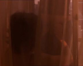 Sexy Neve Campbell, Megan Pipin, Joelle Carter Nude - When Will I Be Loved (US 2004) 