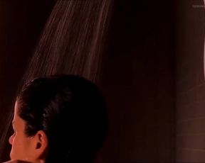 Sexy Neve Campbell, Megan Pipin, Joelle Carter Nude - When Will I Be Loved (US 2004) 