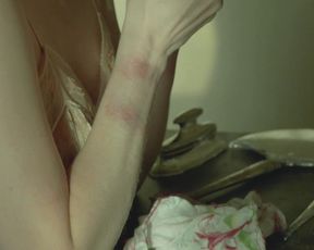 Sexy Jessica Chastain, Mia Wasikowska - Lawless (2012) 