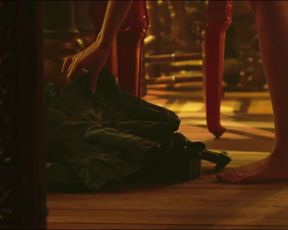 Petra Silander Nude - Virtual Revolution (2016)