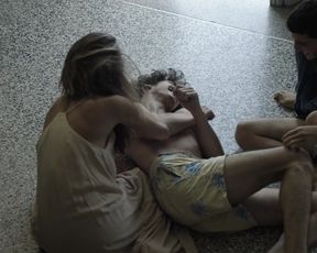 Giulia Ando Nude - I Distesi (2016)