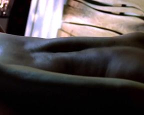 Sexy Julie Gayet Nude - Amoreuse (2010) 