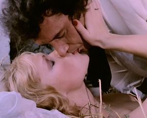 Explicit sex scene Brigitte Lahaie - Je Suis A Prendre (1978) Adult video from the movie