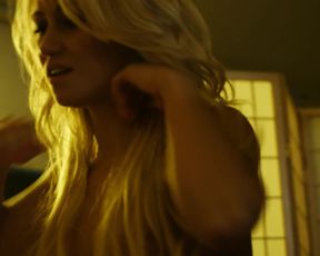 Chelsey Reist & Sharon Hinnendael - Embrace of the Vampire (2013)