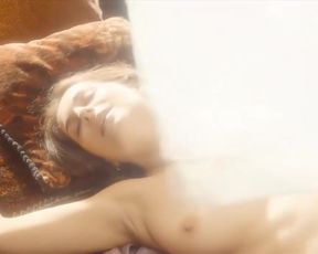 Celebs Amira Casar, Anne Hélène Kotoujansky - Ich und Kaminski (2015)