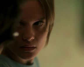 Sexy Maya Stange, Kathleen Robertson - XX-XY (US 2002) 